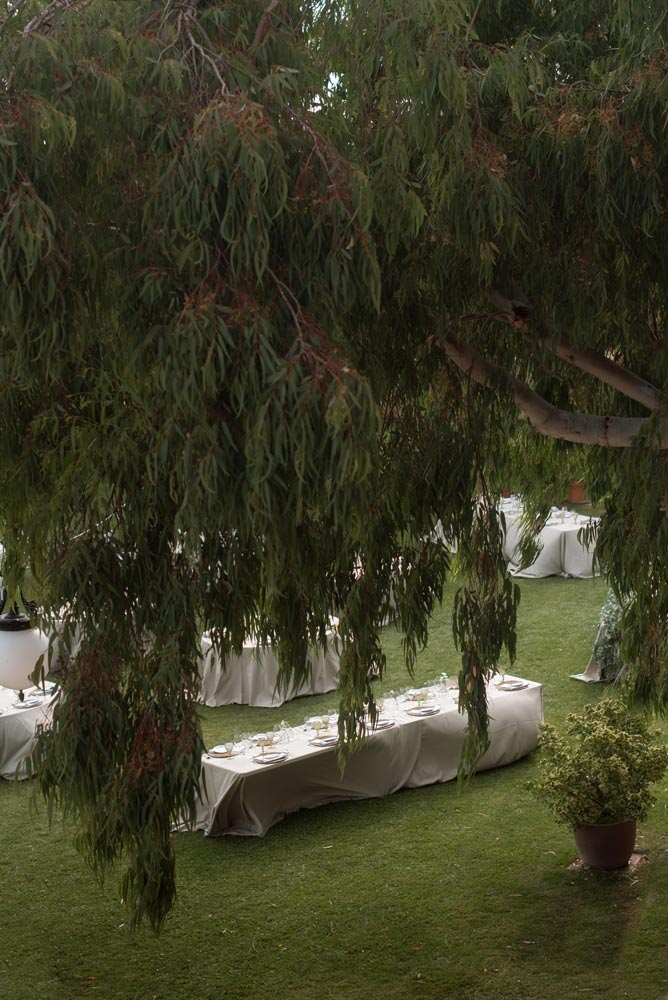saskia fotografía, fotografo en salamanca, fotografo de bodas en salamanca, mesas en el jardin